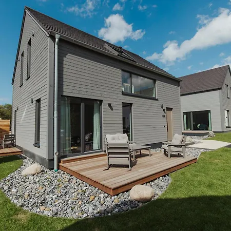 Neu Rügen Resørt Großzügige, Gemütliche Doppelhaushälfte Peer Mit Terrasse Ferienhaus Sagard